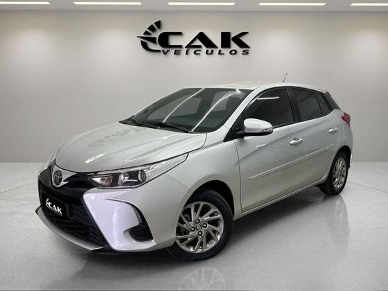 TOYOTA YARIS 1.5 16V FLEX XS CONNECT MULTIDRIVE TOYOTA YARIS 1.5 16V FLEX XS CONNECT MULTIDRIVE